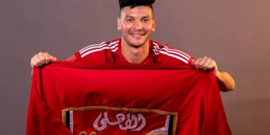 أشرف داري: لقب الدوري هدية لجماهير الأهلي وروح الفريق سر التتويج