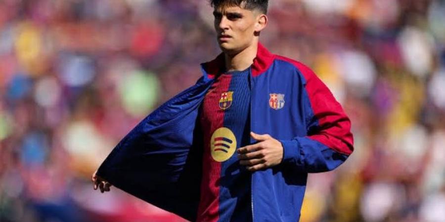 برشلونة يعلن خضوع لاعبه لجراحة في اليد
