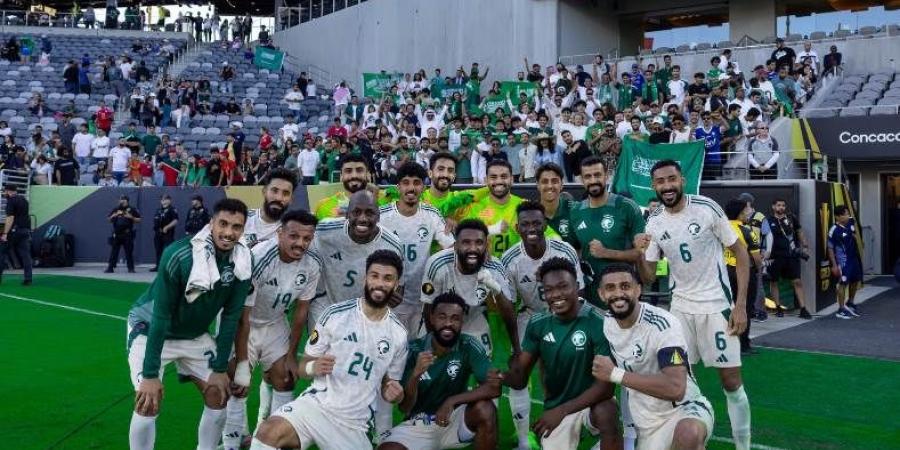 السعودية تفوز على هايتي في أولى مبارياتها بالكأس الذهبية
