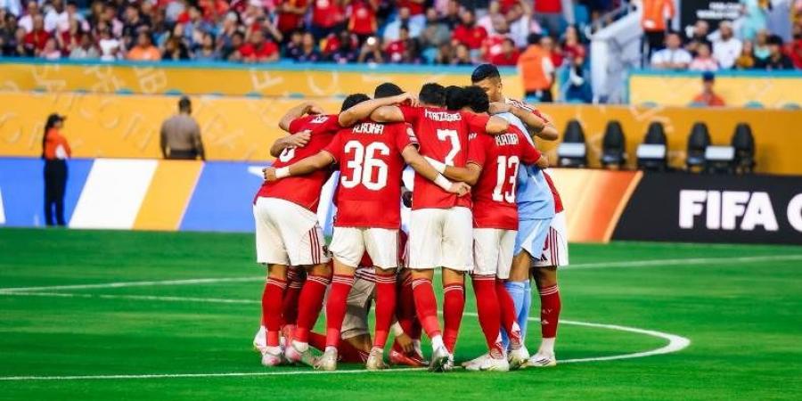 غياب جديد يضرب الأهلي قبل موقعة بالميراس .. ومفاجأة في بديل إمام عاشور