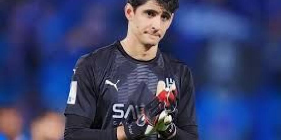 بونو: قدمنا مباراة كبيرة تكتيكياً وبدنياً أمام ريال مدريد 