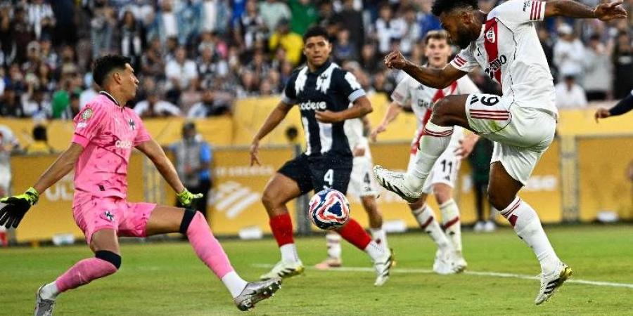 مدرب ريفربليت: سنعاني أمام إنتر ميلان لكن الأمل ما زال قائمًا