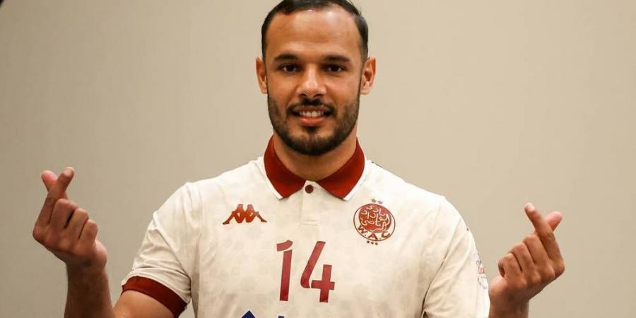 جماهير الوداد تصب جام غضبها على بوطويل بعد الهزيمة أمام يوفنتوس