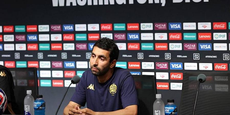 الوراد (مساعد مدرب الوداد): "لدينا خصاص في بعض المراكز وبنهاشم أصر على الحضور في دكة البدلاء أمام العين"