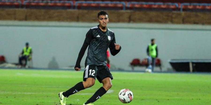 ياسين مرعي مدافع الأهلي الجديد.. وحش هوائي وخروج جيد بالكرة "تحليل"