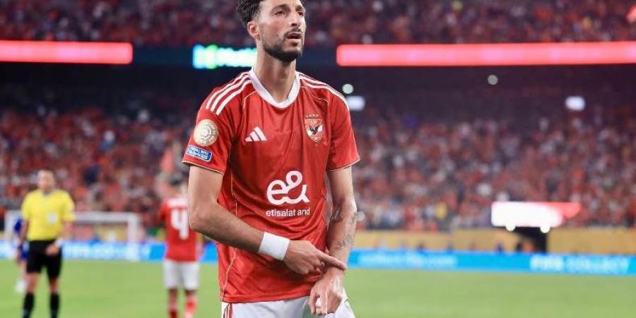 الأهلي يقرر تغليظ العقوبة على وسام أبو علي بسبب الغياب المتكرر (خاص)