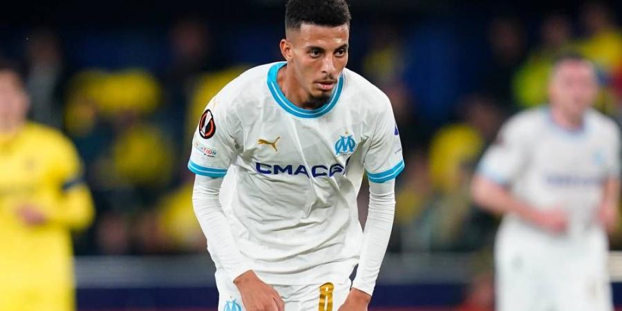 أزمة أوناحي مع مارسيليا مستمرة.. الفريق يستبعد اللاعب من المعسكر التحضيري للموسم الجديد مقابل حضور حارث