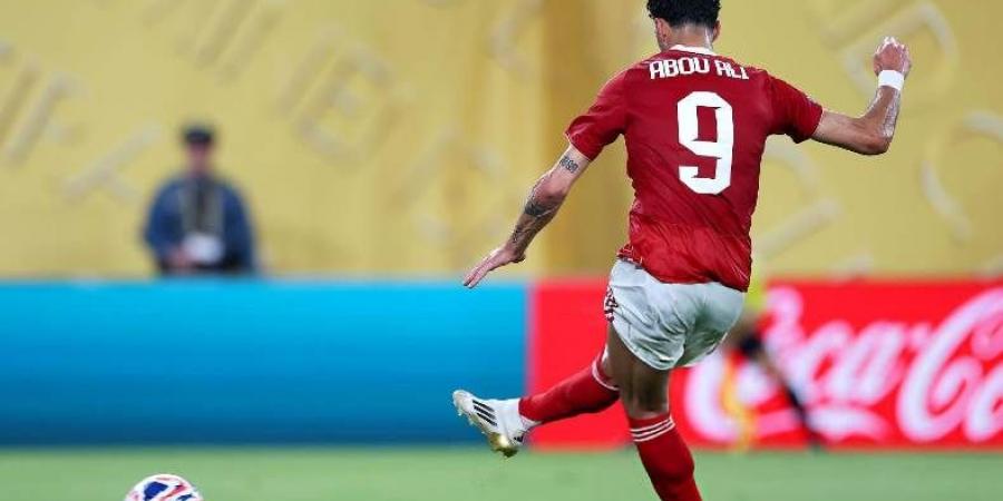 بين ضغط وسام أبو علي وتعدد العروض.. كيف خرج الأهلي منتصرًا في صفقة كولومبوس؟ (تقرير)