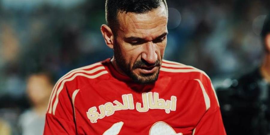 الصفاقسي يُنهي أزمة القيد ويستعد للإعلان عن صفقة علي معلول رسميًا