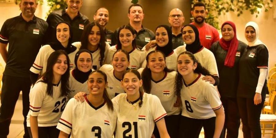 قائمة منتخب شابات الطائرة في بطولة إفريقيا بالكاميرون