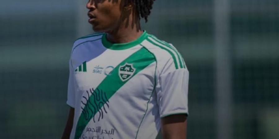 الأهلي يجدد عقد فلاتة حتى 2029