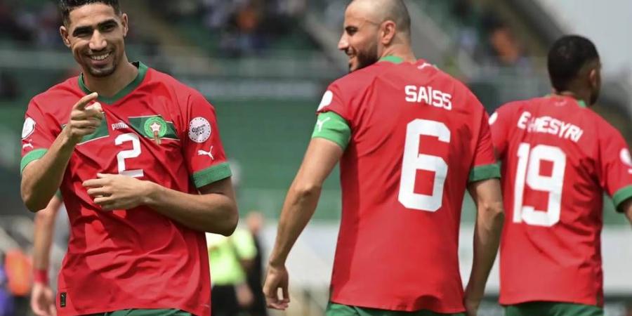سايس يدعم حكيمي: "إنه يمتلك فرصة كبيرة من أجل التتويج بجائزة الكرة الذهبية هذا الموسم"