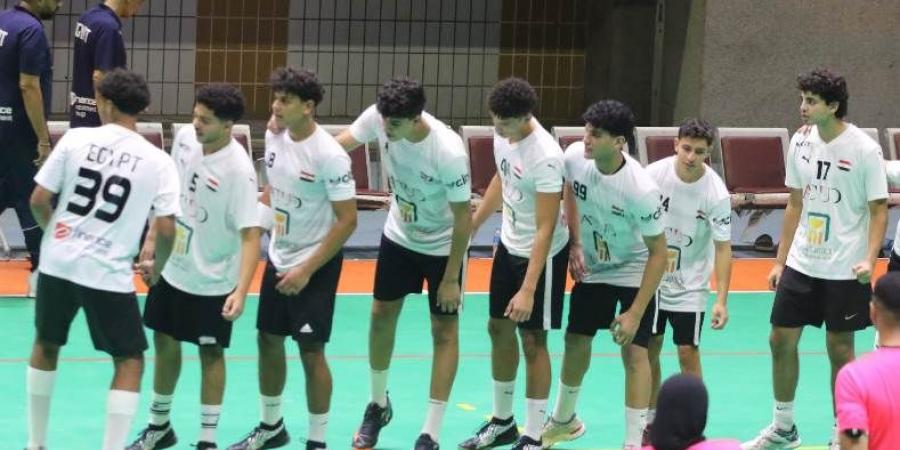 منتخب اليد مواليد 2008 يتعادل وديًا مع تونس 32-32