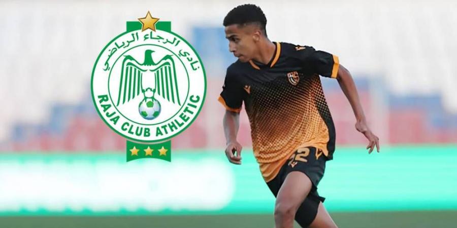 فؤاد الزهواني ينتقل إلى الرجاء الرياضي بموجب عقد يمتد لموسم واحد معارا من اتحاد تواركة