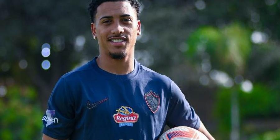 ممر شرفي لـ خوان ألفينا في مران الزمالك