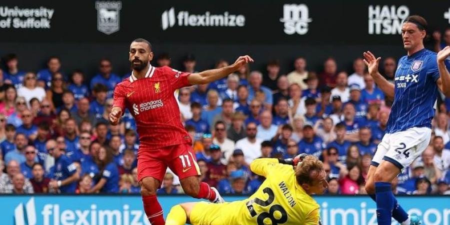 محمد صلاح ملك الأهداف الافتتاحية في إنجلترا متفوقًا على الأساطير.. هل يواصل التألق؟
