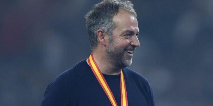 فليك قبل مواجهة فالنسيا: لا أعذار.. برشلونة مطالب بالفوز مهما كان الملعب