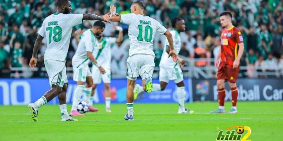 الأهلي يهزم ناساف برباعية في ريمونتادا مثيرة