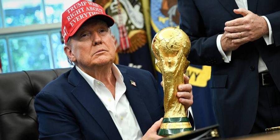 ترامب يلوّح بنقل بعض مباريات مونديال 2026 من مدن أمريكية بسبب "انعدام الأمان"