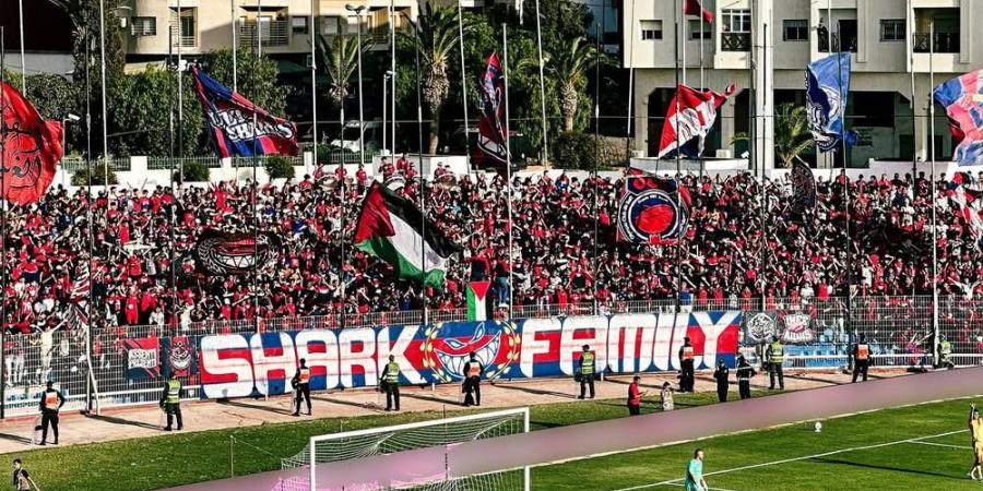 "أولترا شارك" تعلن مقاطعتها لمباراة الحسنية وتؤكد: "لن تدق طبولنا على كرامة المواطن في الشارع العام و هو يطالب بأبسط الحقوق"