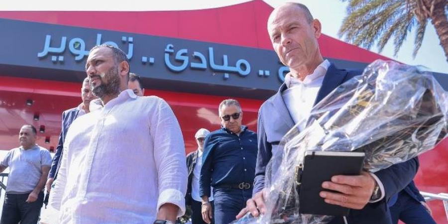 مباريات قوية وتحديات عديدة.. ماذا ينتظر ياس سوروب مع الأهلي؟