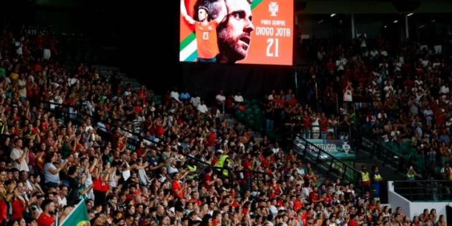 مارتينيز: فوز البرتغال القاتل أمام أيرلندا كان احتفالًا بجوتا