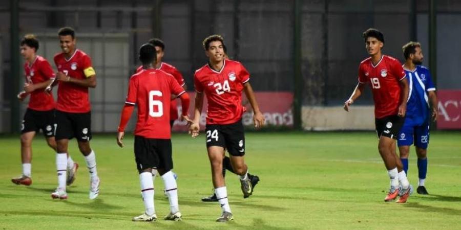 منتخب مصر 2007 يختتم معسكره بالفوز برباعية علي نجوم المستقبل