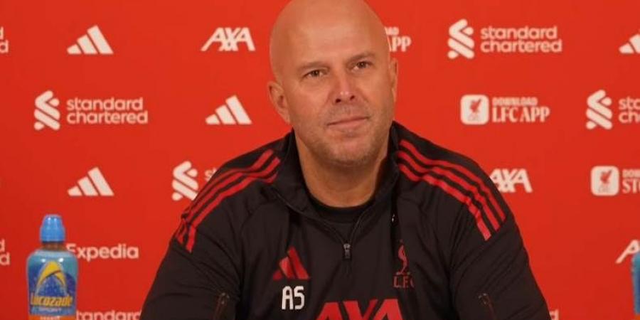 سلوت قبل قمة مانشستر سيتي: صلاح مهم لنا.. وعودة إيزاك تحتاج إلى بعض الوقت