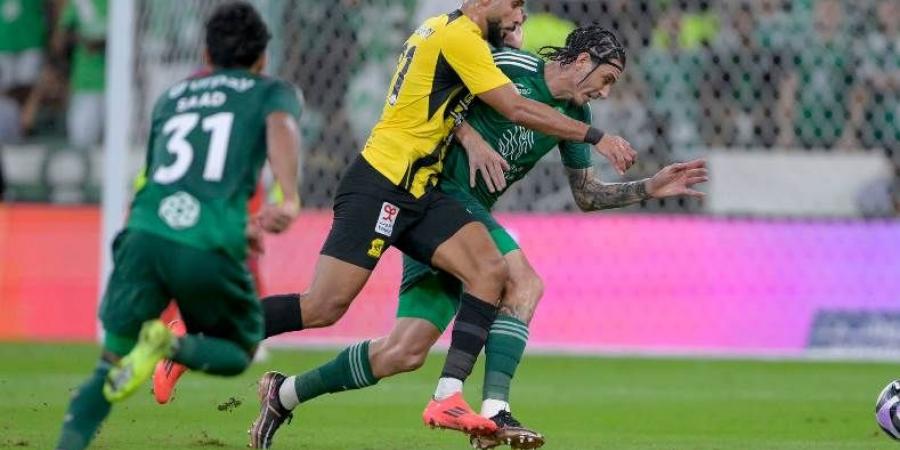 موعد ديربي جدة بين الاتحاد والأهلي في دوري روشن السعودي والقنوات الناقلة