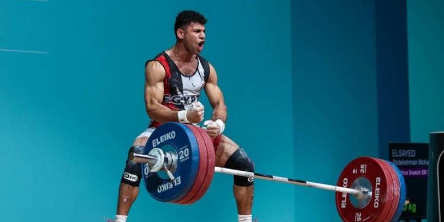 بطل الأثقال عبد الرحمن يونس يحطم الرقم القاسي العالمي بدورة التضامن الإسلامي