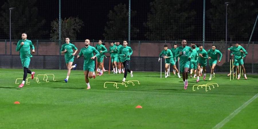 المنتخب المغربي يكثّف استعداداته بإجراء حصة تدريبية ثانية مساء اليوم تأهّبًا لملاقاة الموزمبيق
