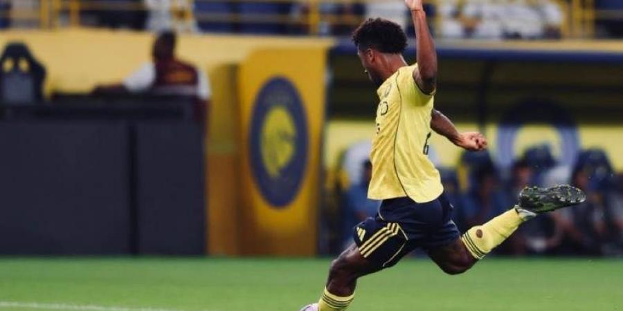 آلام جديدة تؤجل عودة كومان إلى تدريبات النصر