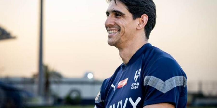 ياسين بونو ينافس محمدي على جائزة أفضل حارس في إفريقيا