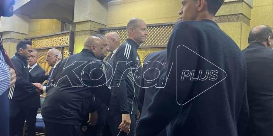 الجهاز الفني للأهلي بقيادة ييس تورب في عزاء الراحل محمد صبري