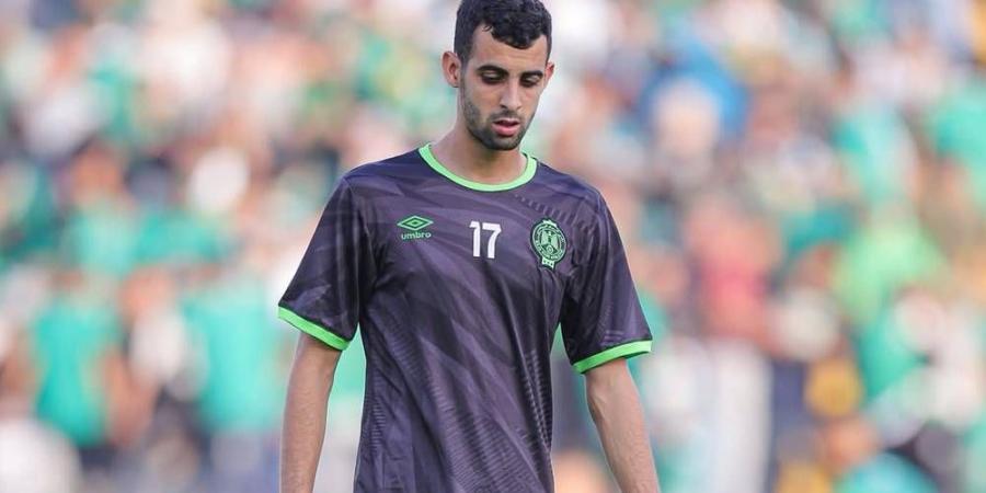 ملف بلعمري يثير القلق داخل الرجاء قبل فترة الانتقالات بعد ظهور تقارير تربطه اسمه بالأهلي المصري