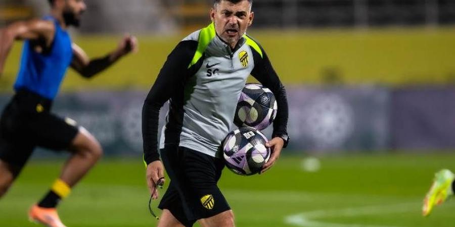 الاتحاد يستهدف ضم حارس الهلال السابق في الشتوية بطلب من كونسيساو