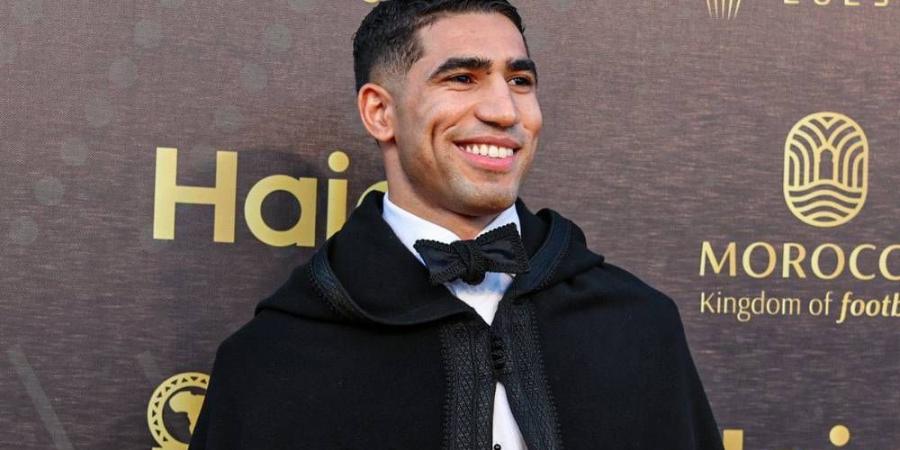 حكيمي: "3 مرات أتواجد في اللائحة النهائية ولا أتوج.. اليوم جاء الاعتراف بمجهوداتي وأتمنى الحضور مجددا الموسم المقبل"