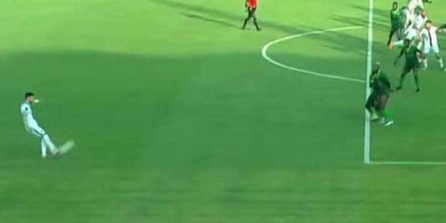 مجموعة الأهلي .. تقرير مغربي: فضيحة تحكيمية في مباراة الجيش ويانج أفريكانز