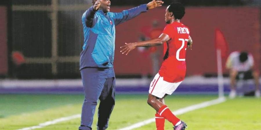 كايزر تشيفز يكشف حقيقة رغبة التعاقد مع موسيماني وبيرسي تاو