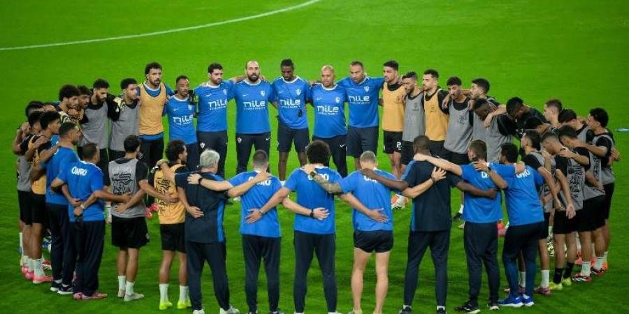 بعثة الزمالك تطير إلى جنوب أفريقيا اليوم استعدادًا لخوض مباراة كايزر تشيفز