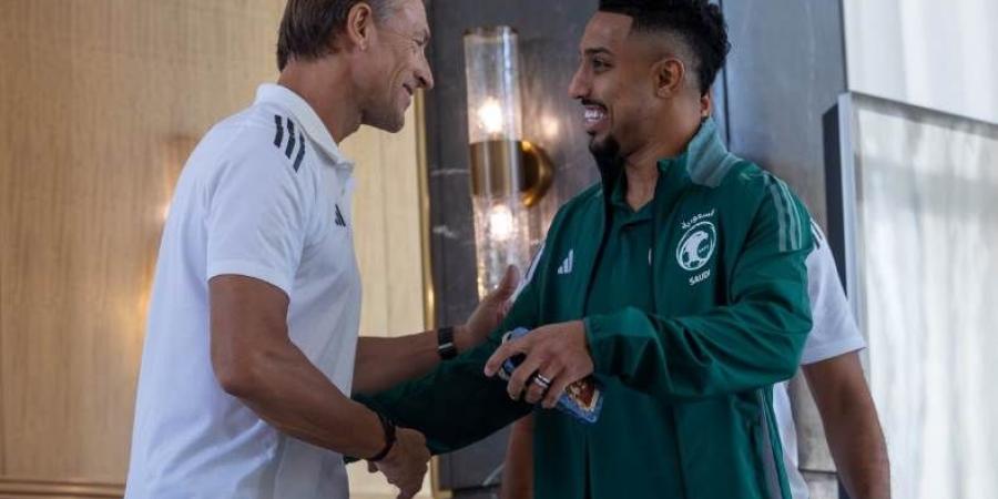 بعثة المنتخب السعودي تتجه إلى الدوحة على مرحلتين استعدادًا لكأس العرب