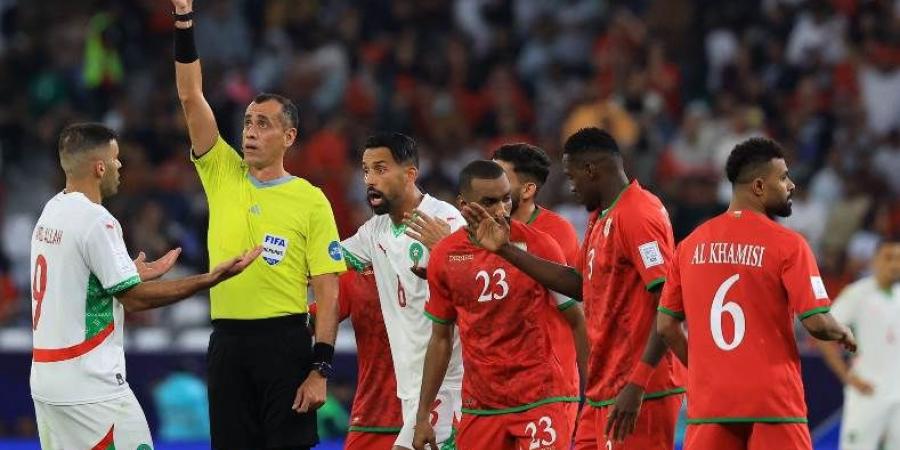 غياب عبدالرزاق حمدالله عن مواجهة السعودية في كأس العرب بعد الطرد