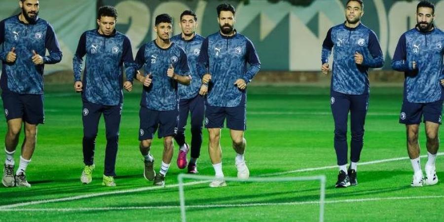 بيراميدز يواجه البنك الأهلي بفريقي 2005 و2007 في كأس الرابطة