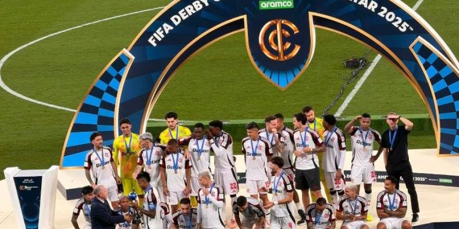 أبو ريدة يكرّم فلامنجو بعد تتويجه بلقب ديربي الأمريكتين في كأس القارات