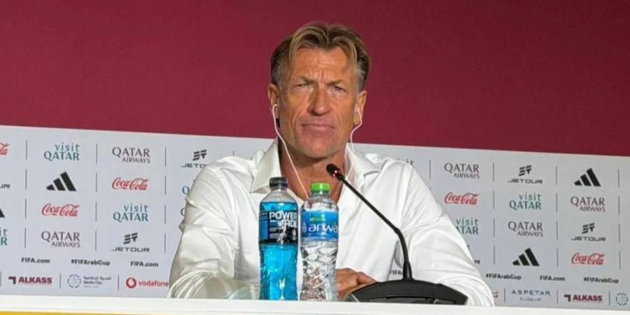 رونارد: "واجهنا مباراة معقدة أمام فلسطين وما حدث في ركلة الجزاء الملغاة لم يكن قرارًا موفقًا في رأيي"