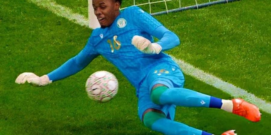 باندور حارس جزر القمر.. حصن ركلات الجزاء وأول مفاجآت أمم إفريقيا 2025