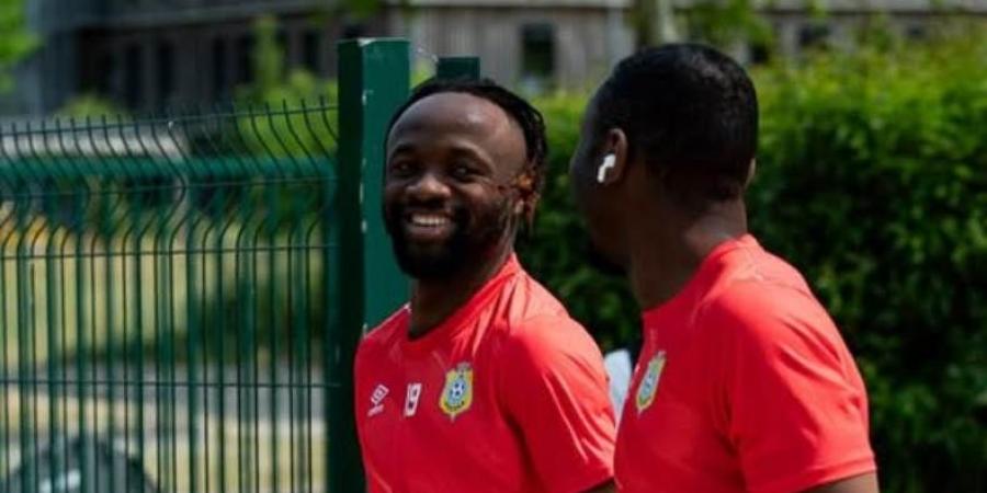 فيستون ماييلي بديل.. التشكيل الرسمي لمنتخبي الكونغو الديمقراطية وبنين