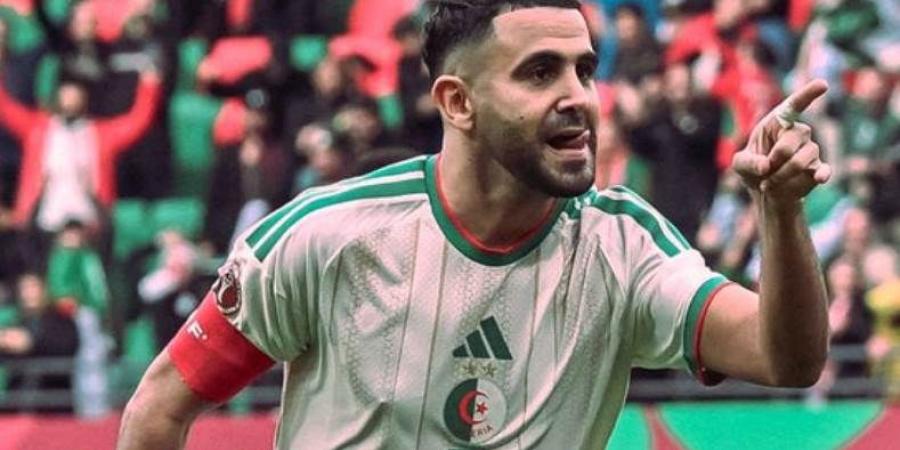 رياض محرز: اعتدت على التعامل مع الانتقادات.. ونضع تركيزنا على مباراة بوركينا فاسو القادمة