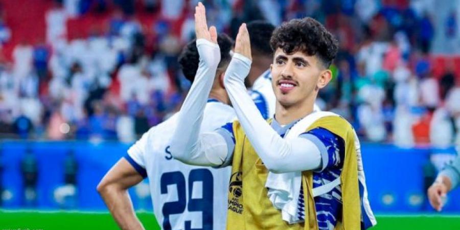 القحطاني أول الراحلين عن الهلال في الشتاء