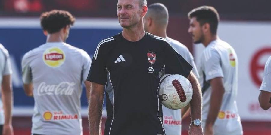 ظهير المصري يدخل حسابات الأهلي "خاص"